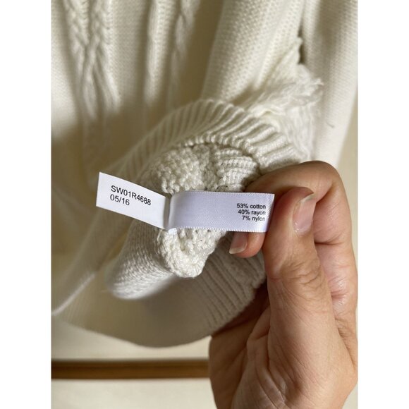 New! The Limited Cream Ivory Cable Knit Pullover Crewneck Sweater MSRP $69.95 - Picture 8 of 9